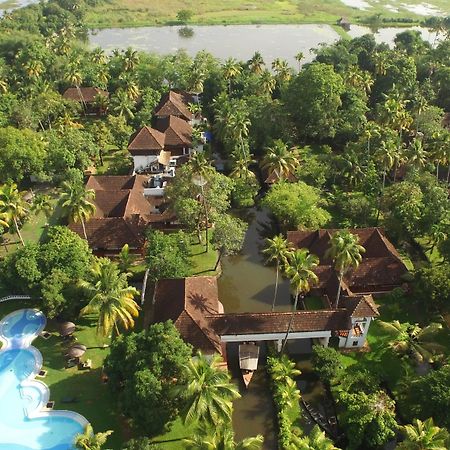 Hotel Coconut Lagoon Kumarakom- A Cgh Earth Experience Esterno foto