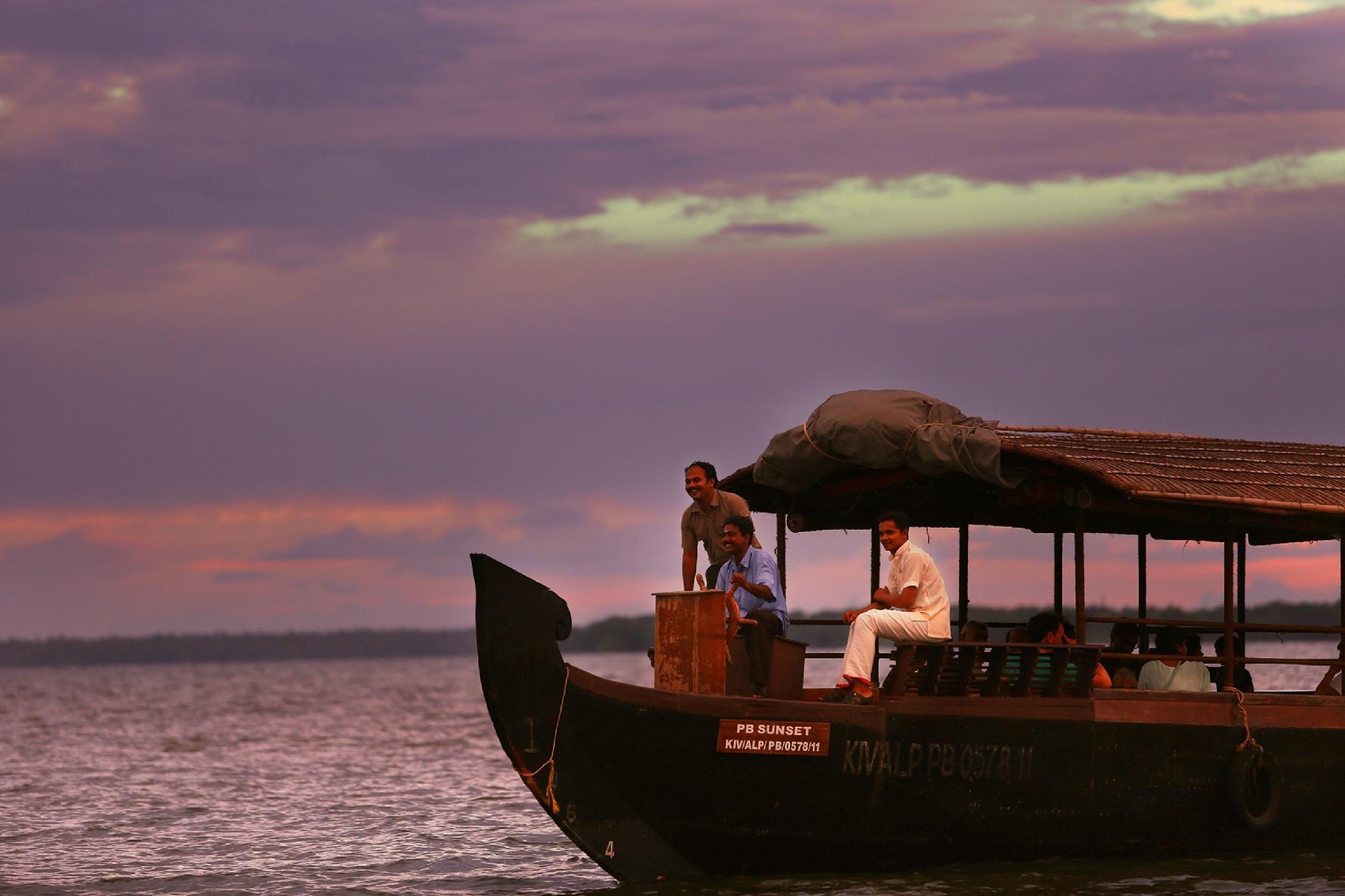 Hotel Coconut Lagoon Kumarakom- A Cgh Earth Experience Esterno foto