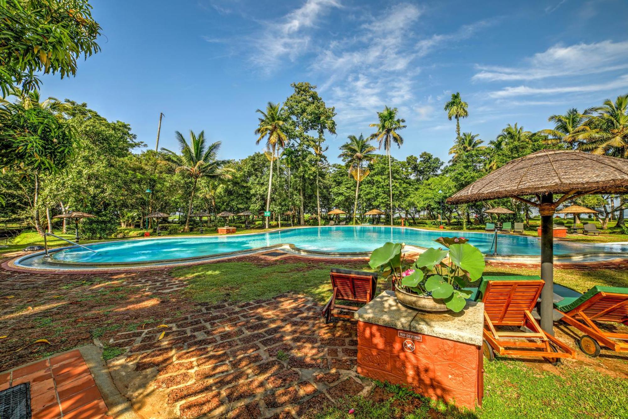 Hotel Coconut Lagoon Kumarakom- A Cgh Earth Experience Esterno foto