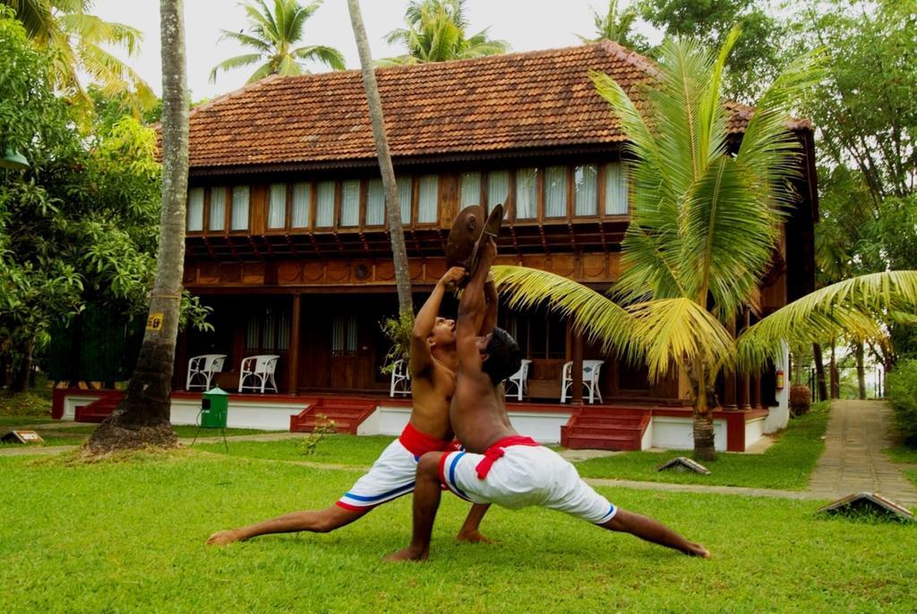 Hotel Coconut Lagoon Kumarakom- A Cgh Earth Experience Esterno foto