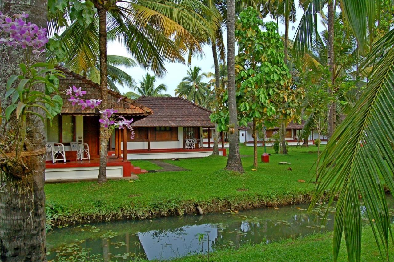 Hotel Coconut Lagoon Kumarakom- A Cgh Earth Experience Esterno foto